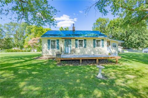 1606 E Pleasant View Dr, Des Moines, IA 50320 photo 1