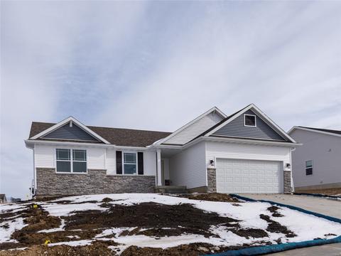 115 Saint Marys Ct, Stuart, IA 50250