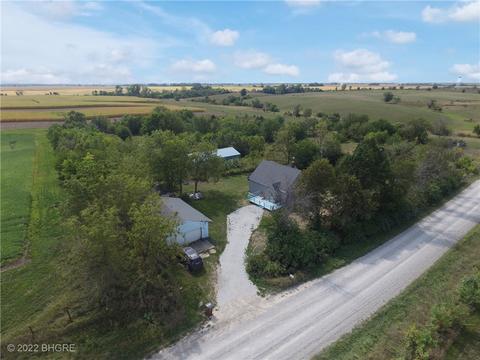 26750 455th Ln, Chariton, IA 50049