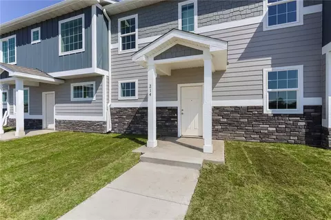 214 NW Common Pl, Waukee, IA 50263