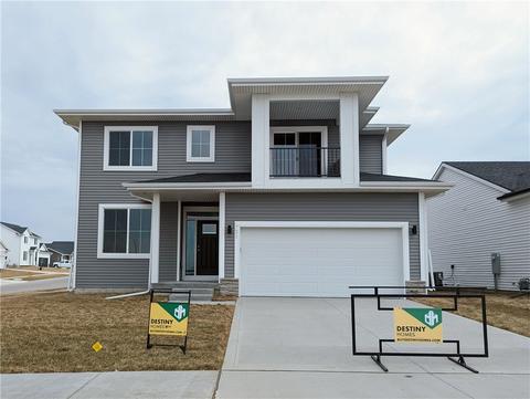 721 NE Oak Ridge Dr, Ankeny, IA 50021