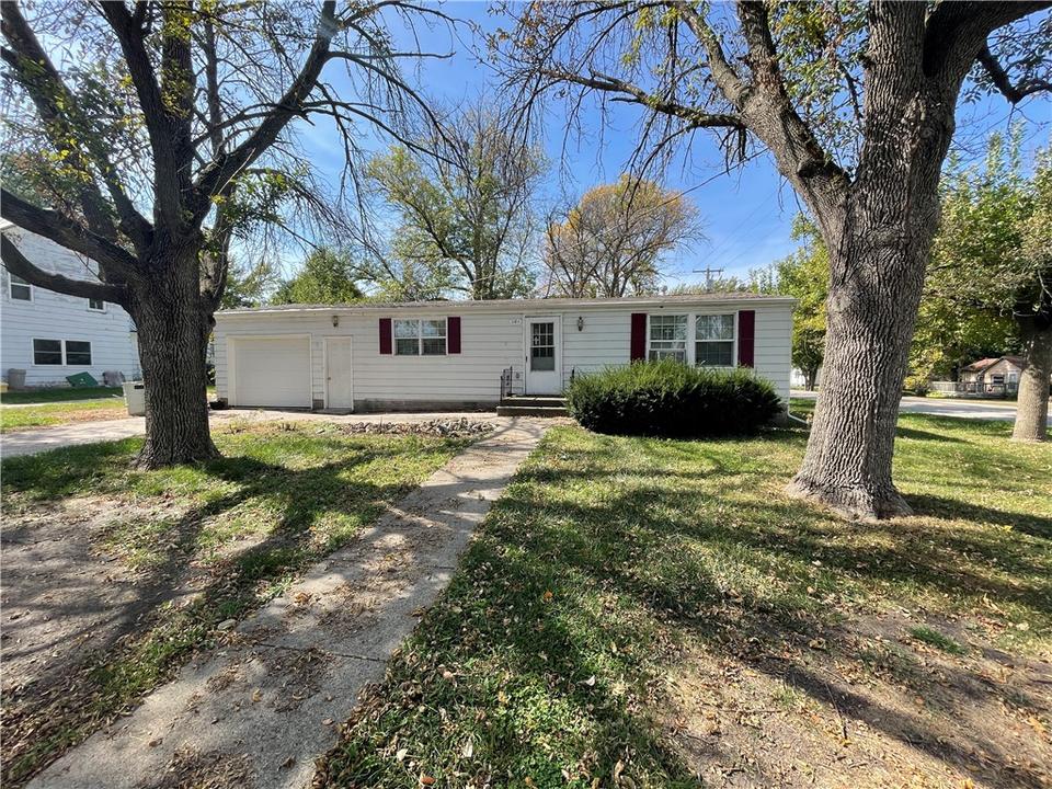 101 Lincoln St, Yale, IA 50277 14 Photos MLS 661410 Movoto