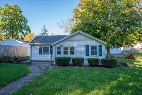 3908 3rd St, Des Moines, IA 50313 photo 1