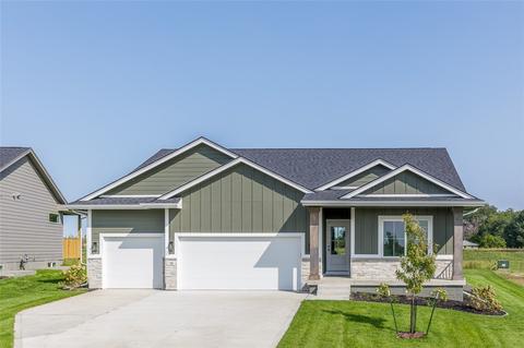 15 NW Valleyview Dr, Waukee, IA 50263