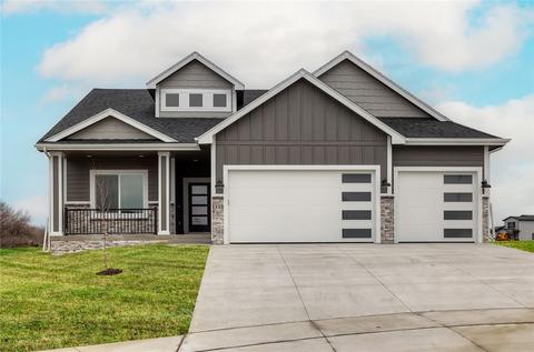 1113 NE Forest Ridge Ct, Ankeny, IA 50021