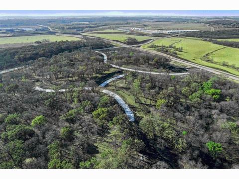 1408 Stonewood Dr, West Des Moines, IA 50266