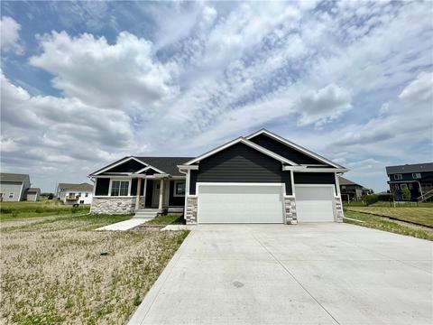 3011 NW Beechwood Ct, Ankeny, IA 50023