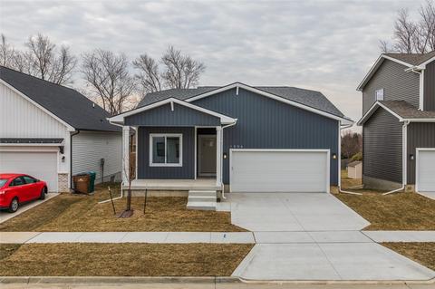 1506 High Rd, Norwalk, IA 50211
