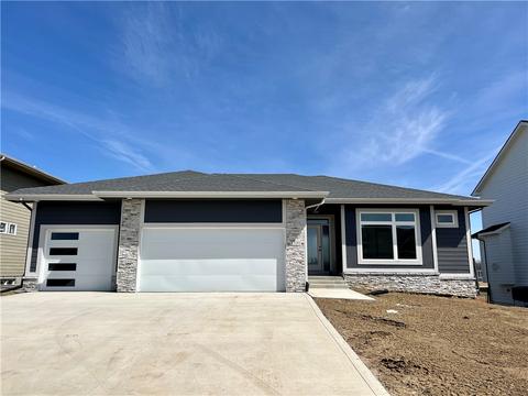 2376 SE 5th St, West Des Moines, IA 50265