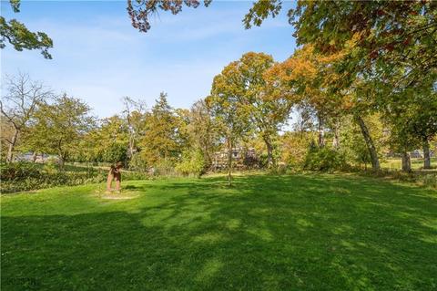 5139 Grand Ave, Des Moines, IA 50312