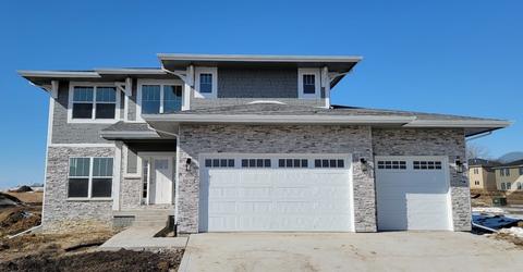 4076 NW 175th St, Clive, IA 50325