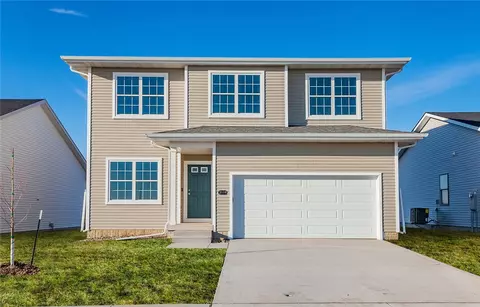 2119 Waller Ave, Norwalk, IA 50211