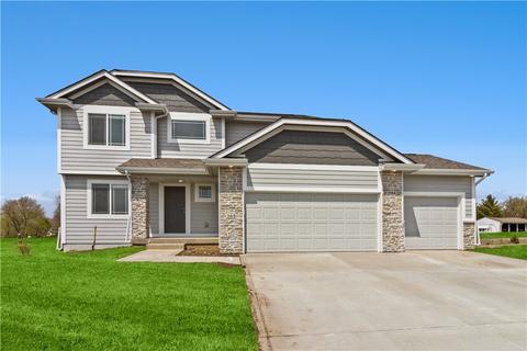 365 NW Woodmoor Dr, Waukee, IA 50263