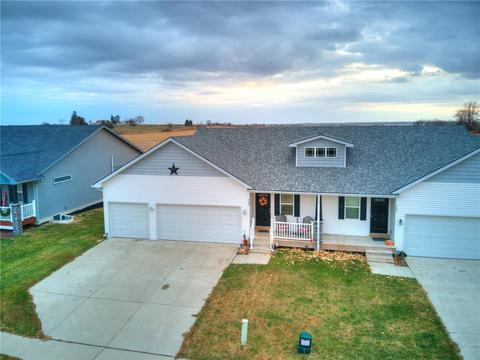 228 Southern Prairie Dr, Madrid, IA 50156