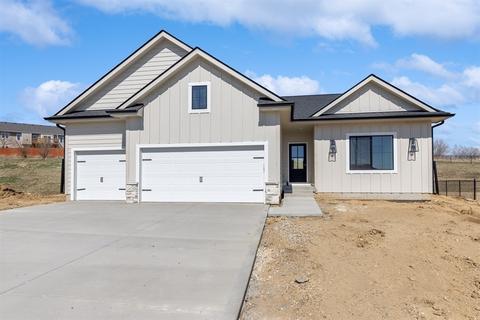 1613 Hackenberry Pl, Granger, IA 50109
