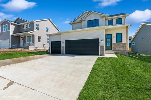 4111 NE 3rd St, Ankeny, IA 50021