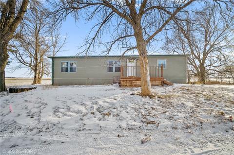 2868 120th St, Stuart, IA 50250