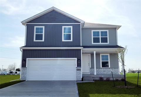 2003 N 7th St, Indianola, IA 50125