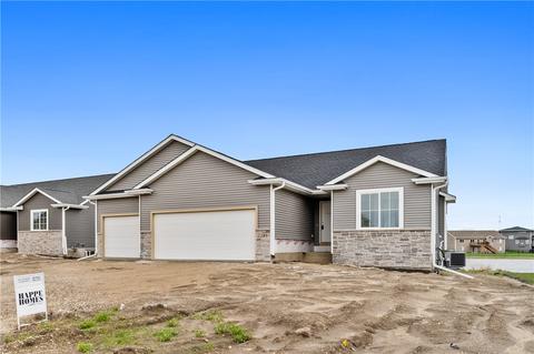 2209 Cedar St, Granger, IA 50109
