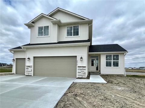 2516 NW Reinhart Dr, Ankeny, IA 50023