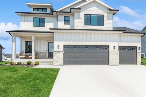 701 NE 21st St, Grimes, IA 50111