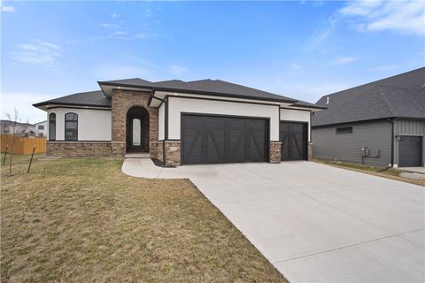 2550 Belmont Blvd, Waukee, IA 50263