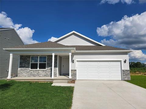 10309 Powell Ave, Johnston, IA 50131