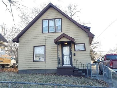 1706 22nd St, Des Moines, IA 50310