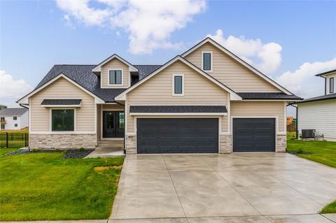 18243 Tanglewood Dr, Clive, IA 50325