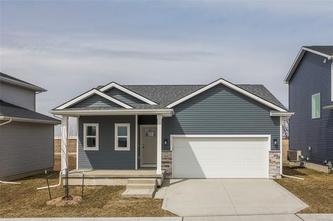 1831 Ashwood Ave, Norwalk, IA 50211