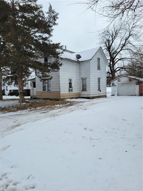 715 Edison Ave, Des Moines, IA 50315