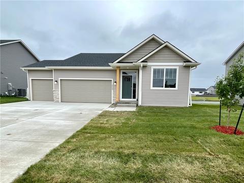 2509 NW Greenwood St, Ankeny, IA 50023