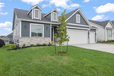 230 NE 62nd St, Ankeny, IA 50021