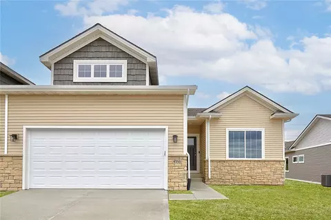 9355 Verdi Ln, West Des Moines, IA 50266