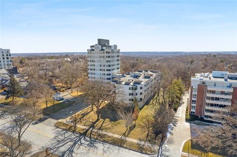 3930 Grand Ave #2SS, Des Moines, IA 50312