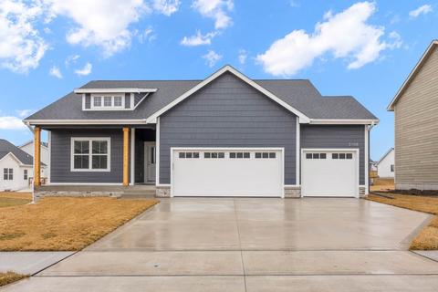 3108 NW 27th Cir, Ankeny, IA 50023