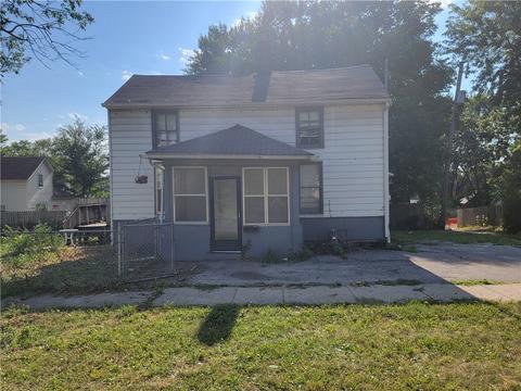910 E 11th St, Des Moines, IA 50316 photo 1