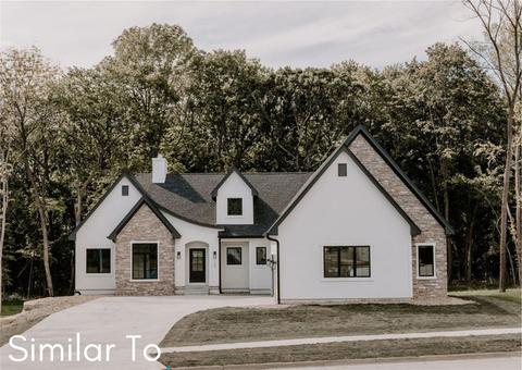 3821 Westgate Pkwy, Clive, IA 50325