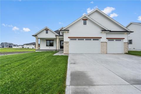 708 Chayse St SW, Bondurant, IA 50035