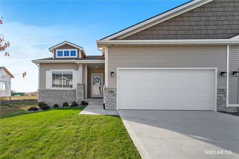1287 S Maycomb Dr, West Des Moines, IA 50266