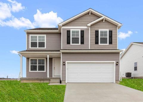 1056 35th St SW, Altoona, IA 50009
