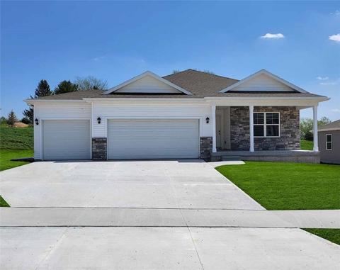1419 NE Crossing Oaks Dr, Ankeny, IA 50021