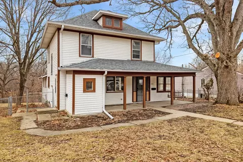 2003 27th St, Des Moines, IA 50310 photo 1