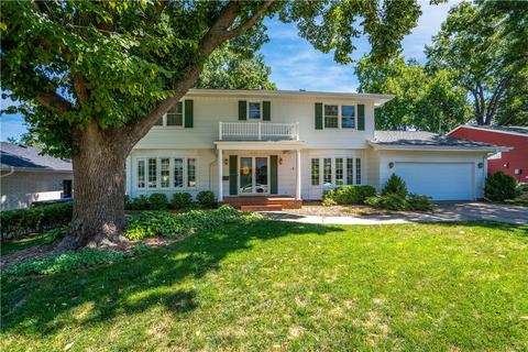 4123 46th St, Des Moines, IA 50310