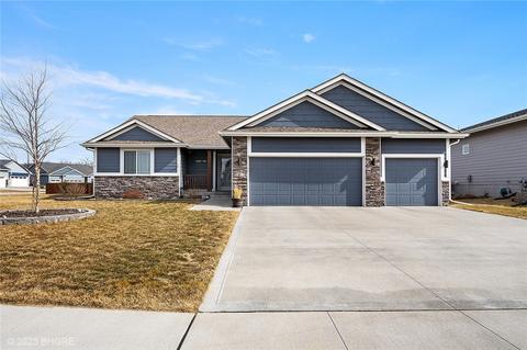 1811 SE Oliver Dr, Ankeny, IA 50021