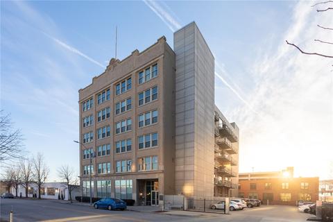112 11th St #203, Des Moines, IA 50309