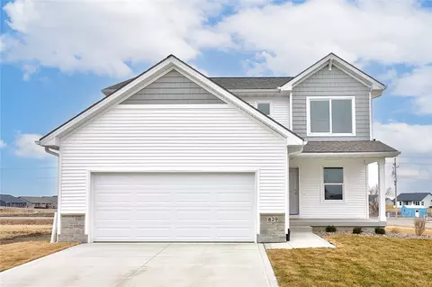 1030 Commons Ct, Carlisle, IA 50047