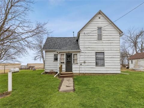 13420 NE 110th Ct, Maxwell, IA 50161