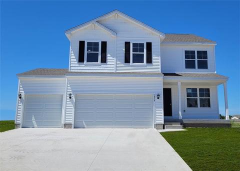 930 Bel Aire Ct, Waukee, IA 50263