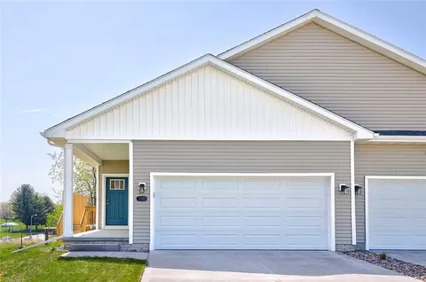 720 Linden St, Carlisle, IA 50047